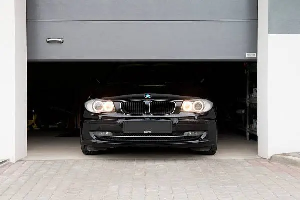 Купон на 5000 рублей при покупке секционных ворот