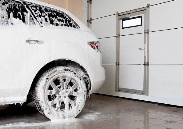 Сертификат на мойку авто в подарок при заказе ворот