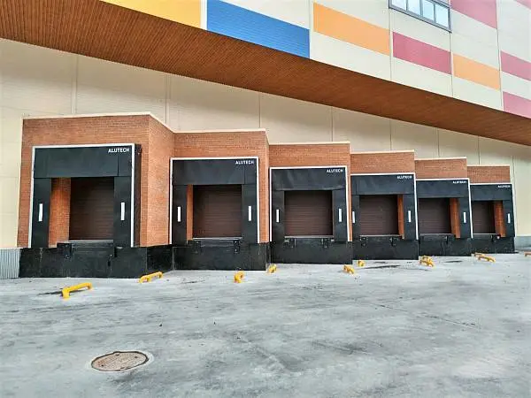 «Дюжинные» способности: 12 герметизаторов проема «АЛЮТЕХ» установлены на объекте в Череповце